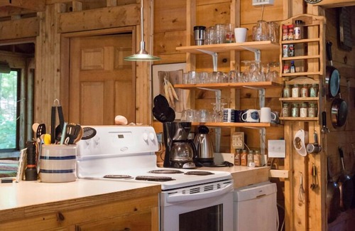 Surry House | Beautiful Lake House on Toddy Pond