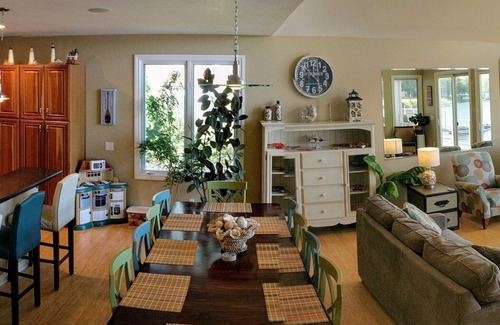Grand Haven House | BEAUTIFUL LAKE HOUSE WHERE FAMILY MEMORIES ARE MADEnNO LONGER AVAILABLE