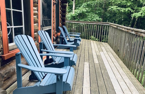 Bracebridge House | Beautiful Lake Muskoka Log Cabin