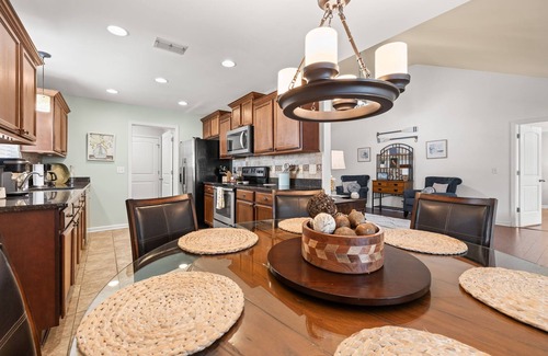 Winchester House | Beautiful Lake Views at Twin Creeks!