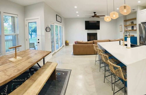 Granite Shoals House | Beautiful lakefront 5 bedroom with Game room for all of the Family