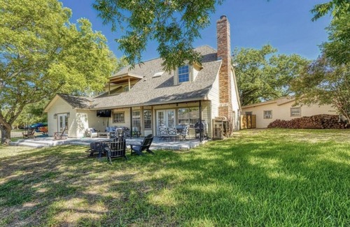 Granite Shoals House | Beautiful lakefront home with boat dock