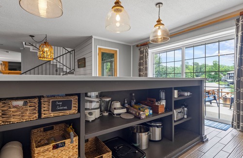 Eclectic House | Beautiful Lakefront Home - The Great Escape