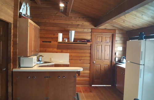Okanagan-Similkameen House | Beautiful Lakefront Property in Naramata, British Columbia, Canada