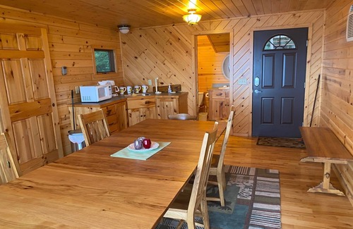 Aitkin Cabin | Beautiful Lakefront Property with Guesthouse