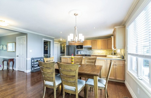 Port Rowan House | Beautiful Lakehouse in Port Rowan overlooking Lake Erie