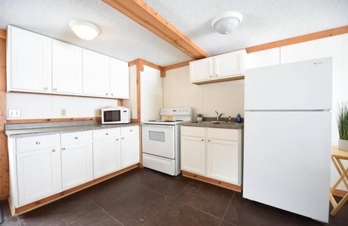 Brainerd Cabin | Beautiful lakeside 2 Bedroom cabin on private lake (Cabin#4)