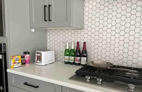 Southeast Edmonton House | Beautiful large charming house in edmonton.