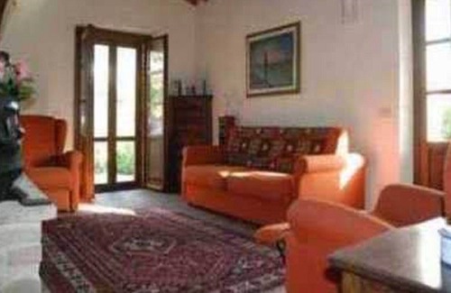 Casalini Apartment | Beautiful large ground floor Apt. with Pool in Heart of Umbrian Countryside