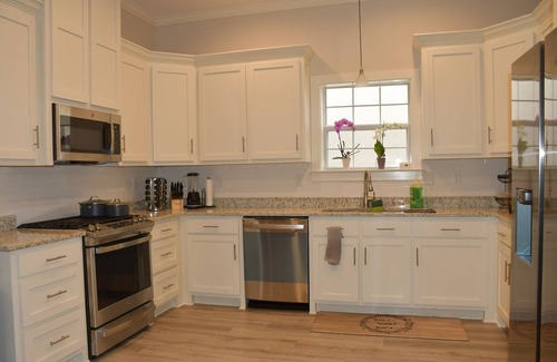 Mobile House | Beautiful Large New House Near U of South AL for 18