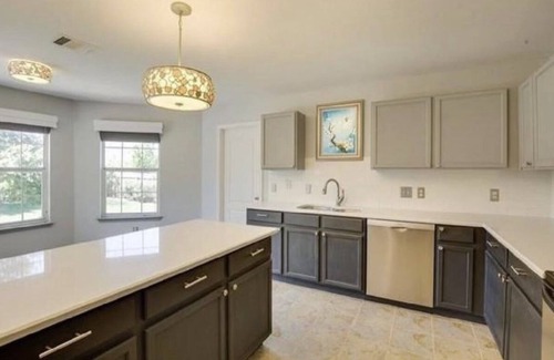 Round Rock House | Beautiful & Large SFR 6 Queen Beds+ Sleeper Sofa, Great Area Close to 130 & HEB