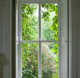 Huntly House | Beautiful Listed Mansion with incredible woodland views
