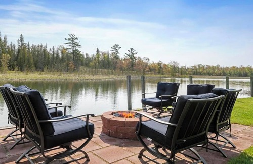 Alanson House | Beautiful Log Cabin on the River with Hot Tub