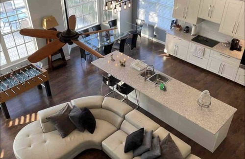 Kissimmee House | Beautiful Luxurious home in Orlando w Private Pool