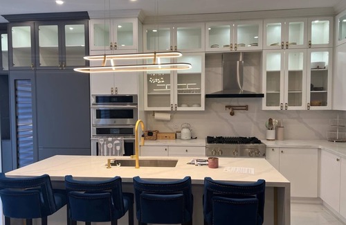Aurora House | Beautiful luxury home in Aurora Ontario. In a great and quiet neighborhood