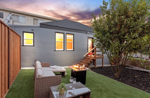 Downtown House | Beautiful Modern Newly Renovated 3BD 2 BA SF Home