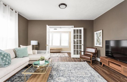Mapleton/Fall Creek House | Beautiful Midtown Townhome in Ideal Indy Location