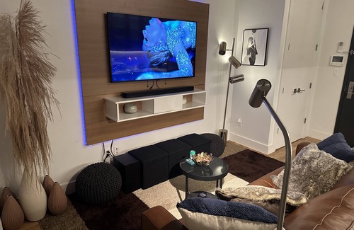 Brooklyn Apartment | Beautiful modern apartment with free parking