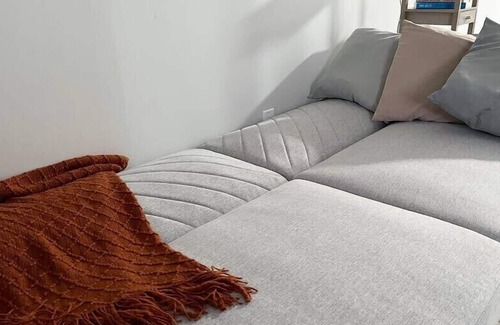 Johnstown Apartment | Beautiful Modern Apt - 5 Star Private Location