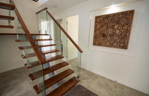 North Ward House | Beautiful Modern Luxury