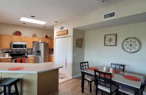 Casas Adobes Condo | Beautiful Mountain Views and a spacious relaxing home in NW Tucson.