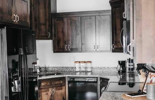 Logan Apartment | Beautiful New 3 BR 2BA Townhome No Stairs