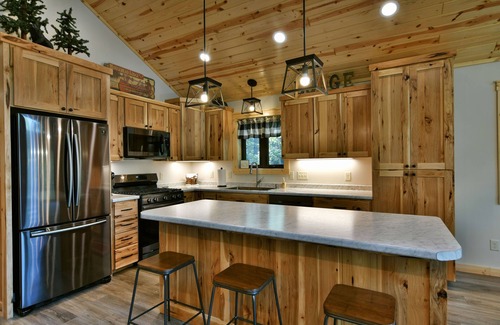 Trego Cabin | Beautiful new cabin available to rent!