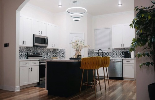 Little Woods House | Beautiful New Construction 3-bedroom house New Orleans 15min from downtown area