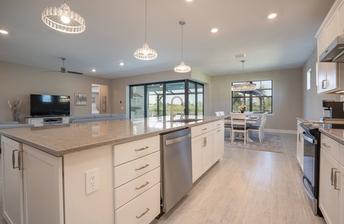 River Hall House | Beautiful new country club home, private pool, spa, transferable golf membership