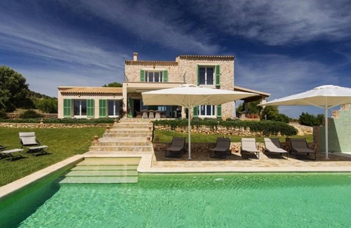 S'alqueria Blanca House | Beautiful new finca with sea and Cabrera island for 10 people