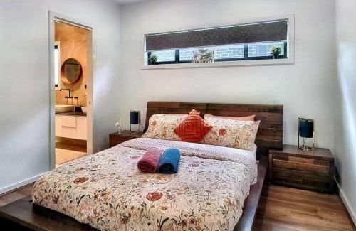 Throsby House | Beautiful New home in Throsby with 5 Bedrooms