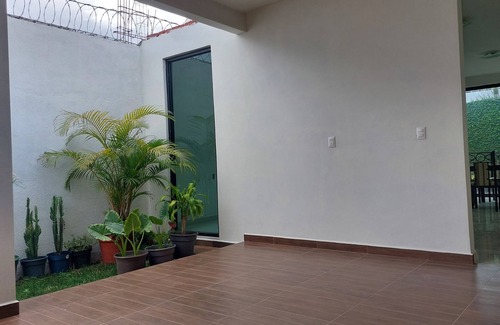 San Lorenzo Cacaotepec House | Beautiful new house in a very quiet and safe town. Pet friendly.