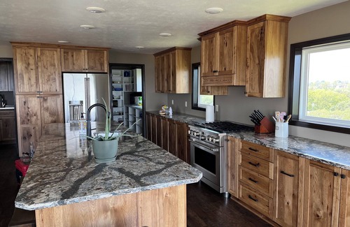 Crofton House | Beautiful newly renovated home overlooking Lewis and Clark lake.