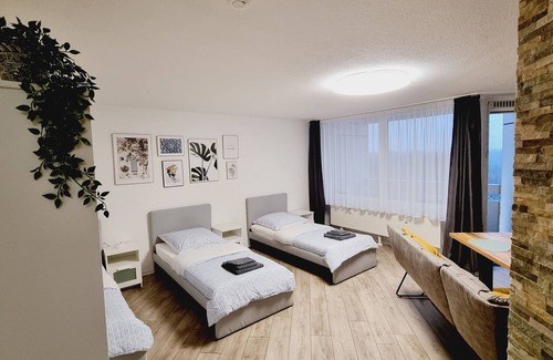 Gonsenheim Apartment | Beautiful oasis of peace with distant views
