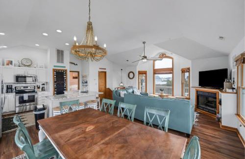 Whalehead Beach House | Beautiful OBX Home w, Pristine Views cottage