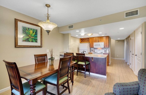 Cocoa Beach Condo | Beautiful Ocean Front Condo - Vacation Resort in Cocoa Beach