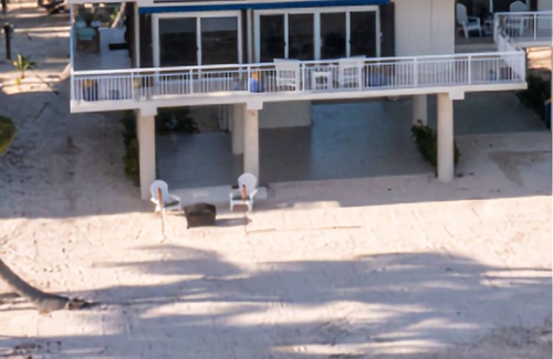 Islamorada Villa | Beautiful ocean front private beach 2-bedroom house gorgeous views Isla morada