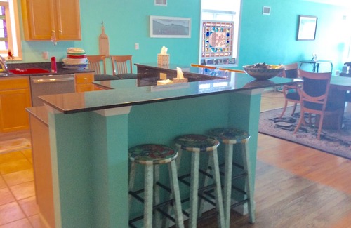 Long Beach Condo | Beautiful oceanfront townhouse in the West End of Long Beach