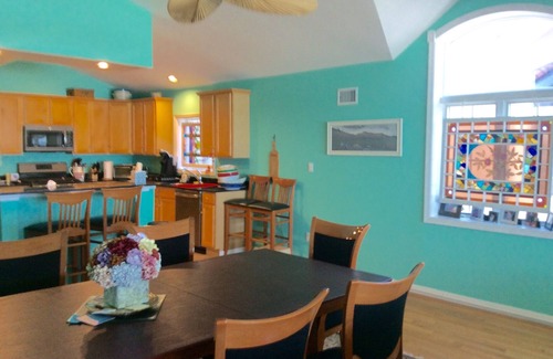 Long Beach Condo | Beautiful oceanfront townhouse in the West End of Long Beach