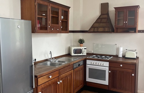 Emden Apartment | Beautiful old building apartment directly on the lock! Near city center