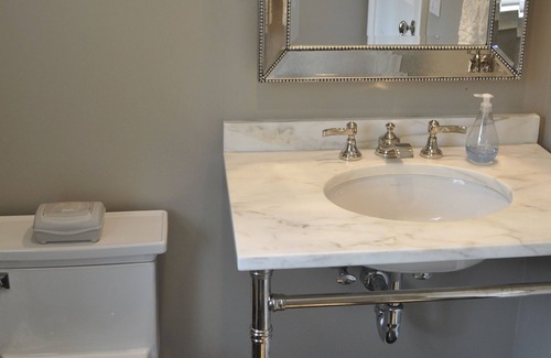 Westport House | Beautiful Old Hill Colonial