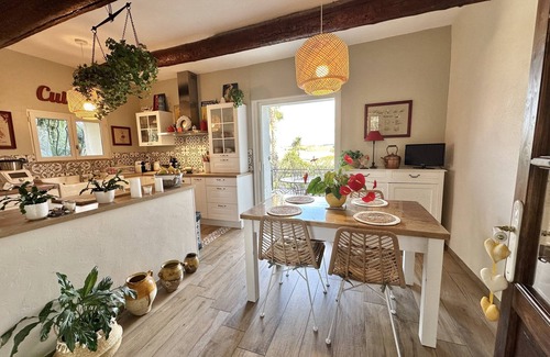 Puissalicon Villa | Beautiful old house full of charm in the heart of Languedoc