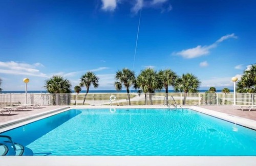 Treasure Island Condo | Beautiful On The Beach 2BR/2BA