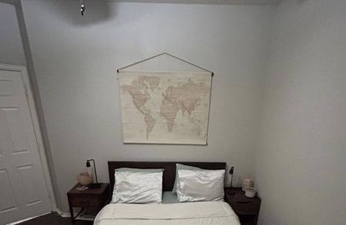 Fort Worth House | Beautiful one bedroom with gym access