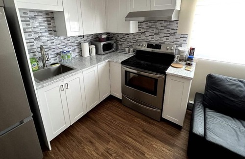 Saint-Leonard Apartment | beautiful one bedroom apartment with parking