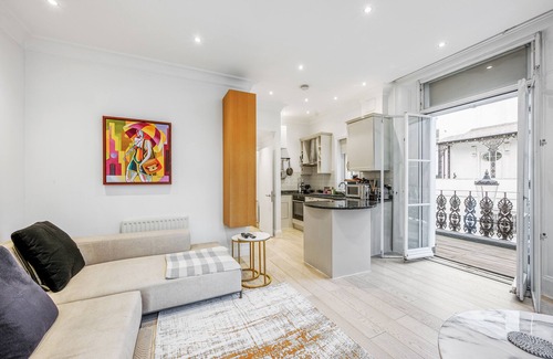 Knightsbridge Apartment | Beautiful One Bedroom Flat in Knightsbridge