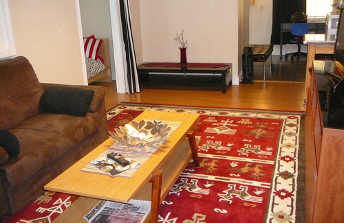 Knickerbocker Apartment | BEAUTIFUL ORINDA! YOUR HOME AWAY FROM HOME GROUND FLOOR FLAT WALK TO BART