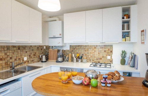 La Trinite-sur-Mer House | Beautiful private villa for 4 people with WIFI, TV, terrace and parking