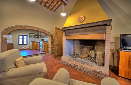 Montalcino Villa | Beautiful private villa with private pool, A/C, WIFI, TV, patio, panoramic view, close to Montalcino