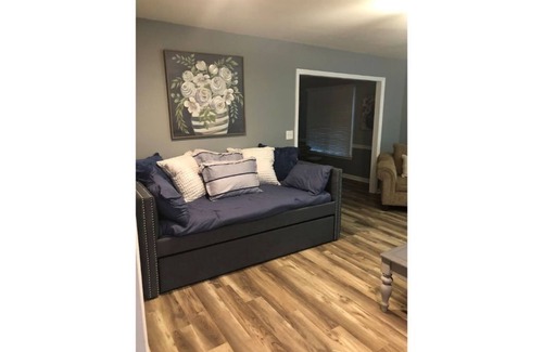 Warner Robins House | Beautiful Pet friendly Townhouse !!!